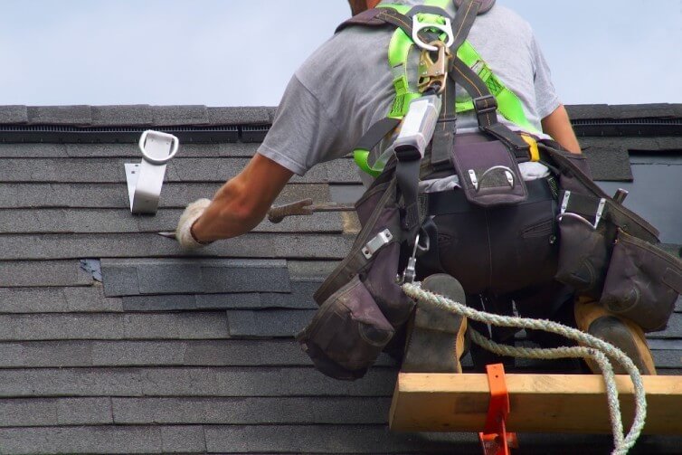 roof repair specialist